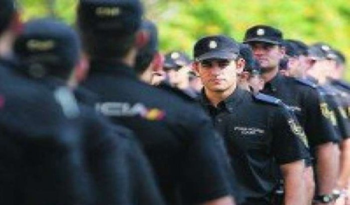 Spaanse politieagenten gewond door vluchtelingen in Melilla
