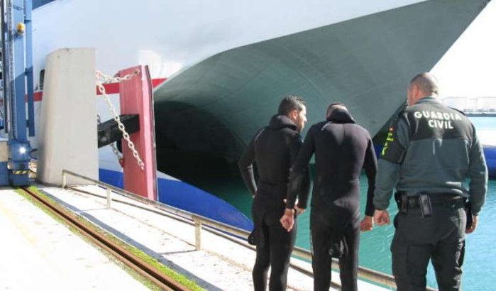 Marokkaanse kinderen verstopt in ferry naar Spanje