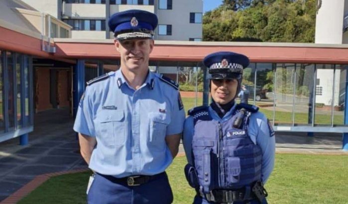 Politie Nieuw-Zeeland ontwerpt hoofddoek voor moslimagenten