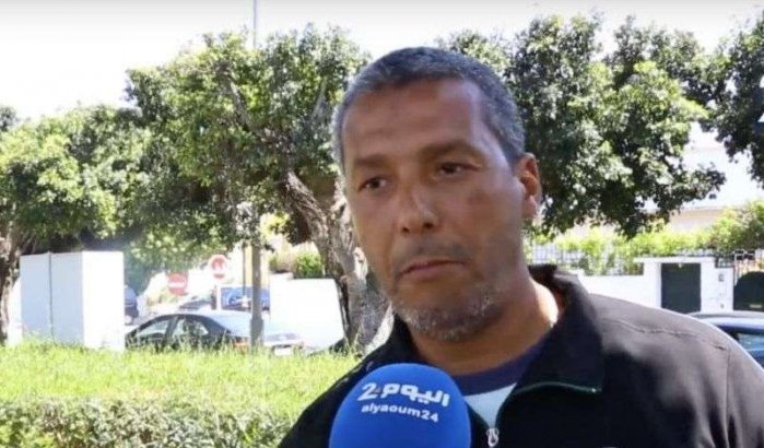 Man die verdachte met sabel in moskee Rabat overmeesterde getuigt (video)