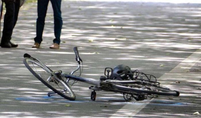 Fietser zwaargewond na aanrijding door dronken agent in Marokko