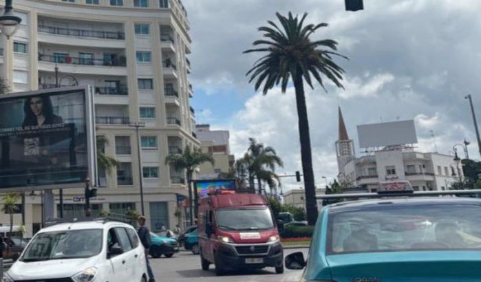 Moeder stort te pletter tijdens wassen ramen in Tanger