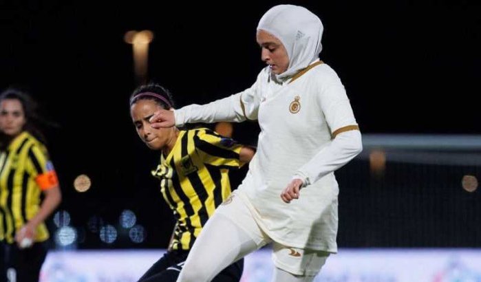 Lina Boussaha vertrekt naar Saoedische competitie om hoofddoek