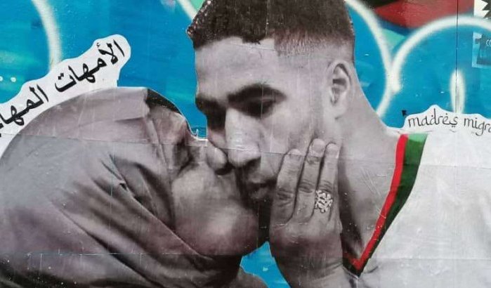 Barcelona: muurschildering Achraf Hakimi huldigt migrantenmoeders