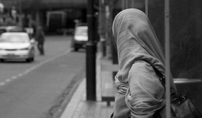België: moslima voor ogen kinderen neergestoken