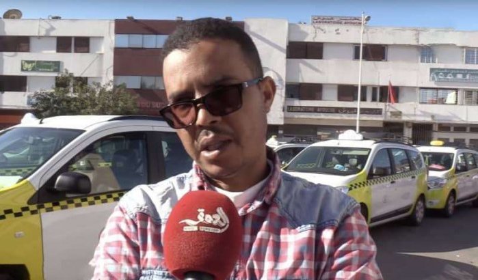 Marokko: taxichauffeur geeft gevonden 500.000 dirham terug (video)