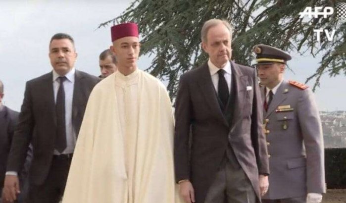 Prins Moulay Hassan in Parijs (video)