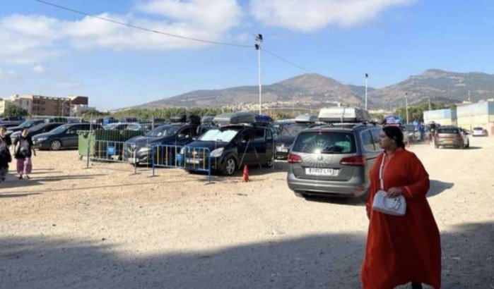 Wereld-Marokkanen moeten uren wachten in Melilla