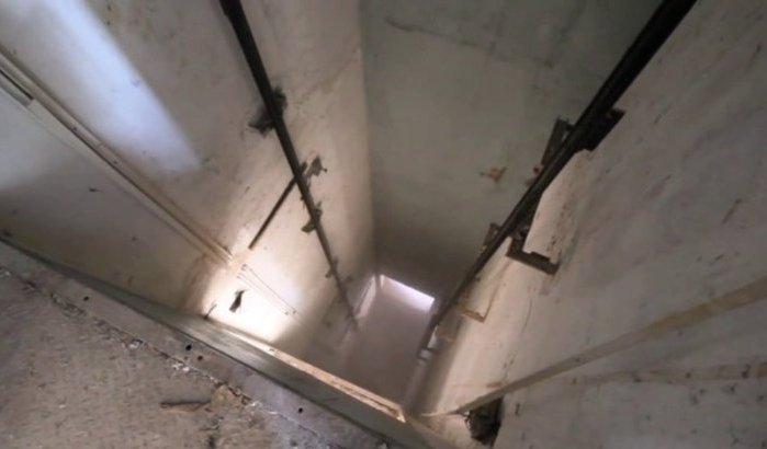 Lift stort naar beneden in Kitea winkel in Rabat, twee gewonden