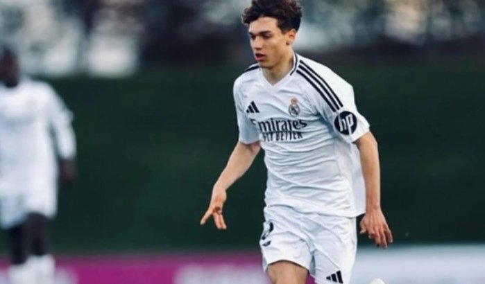 Spanje probeert speler van Marokko te stelen