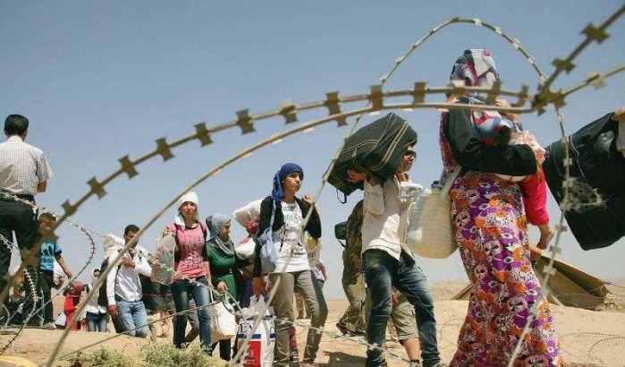 Honderden Syrische vluchtelingen wachten bij grens Marokko en Algerije