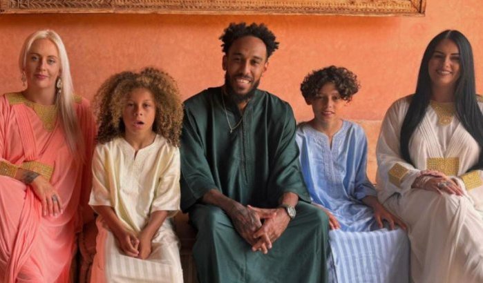 Bekende voetballer Pierre-Emerick Aubameyang geniet van luxe vakantie in Marrakech