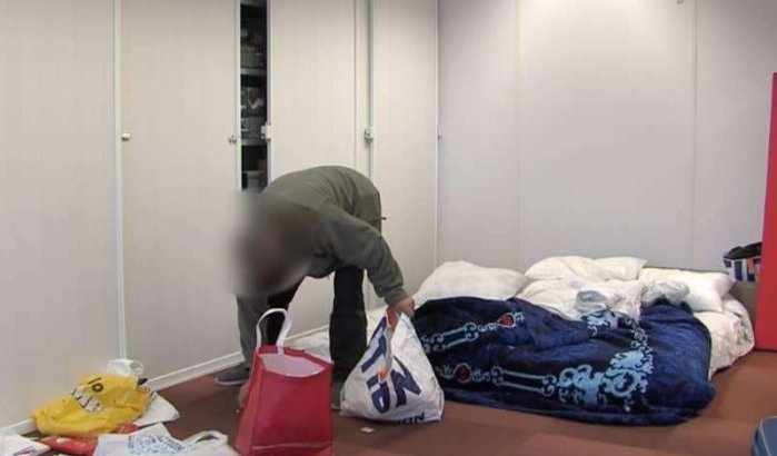 Haagse Hammouch slaapt met zijn drie kinderen op kantoorvloer