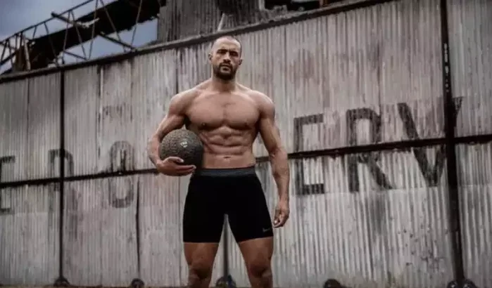 Badr Hari vs McSweeney: gevecht van het jaar in Parijs
