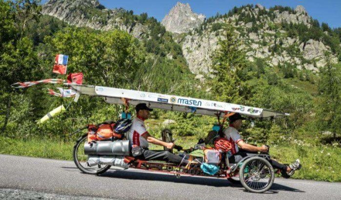 Marokkanen met zonnefiets naar China (foto's)