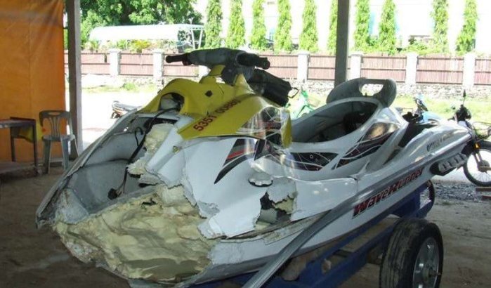Man knalt met jet-ski tegen boot broer in Saidia