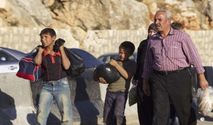 Honderden Syrische vluchtelingen proberen grens Melilla te forceren