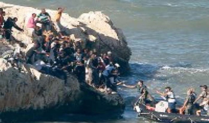 Migranten bezetten Spaans eiland nabij Al Hoceima 