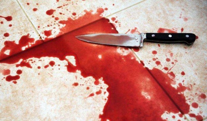 Vrouw steekt man neer op straat in Tetouan