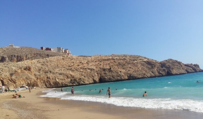 Stranden Nador en Al Hoceima afgekeurd voor zwemmen