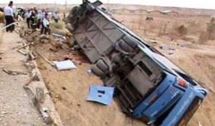 Doden en gewonden bij busongeluk in Tinjdad 
