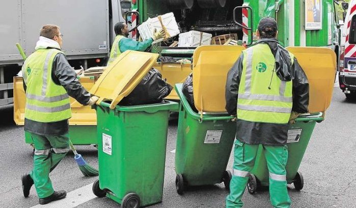 Marokkaanse bedrijven gaan werkkleding vuilnismannen Parijs leveren