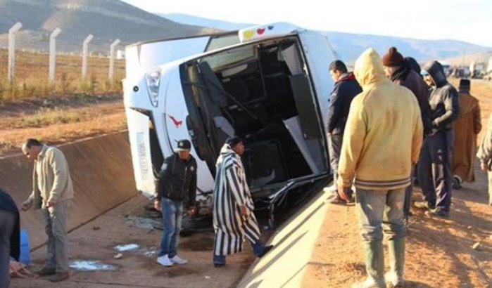 Begrafenis slachtoffers busongeval Nador (video)