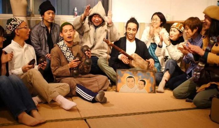 Ooit al Japanse Gnawa muziek gehoord? (video)