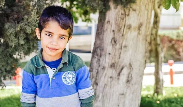 Taha (6) terug in Marokko na hartonderzoek in Malaga