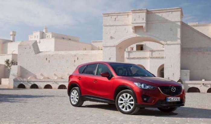 Marokko krijgt 170 milieuvriendelijke auto's van Japan