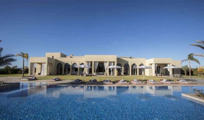 Gims zet villa in Marrakech te koop