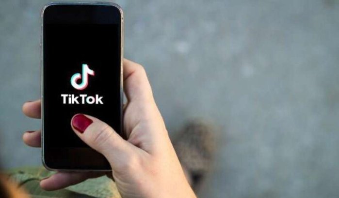 Vrouwelijk gendarme in Marokko geschorst wegens TikTok-video's