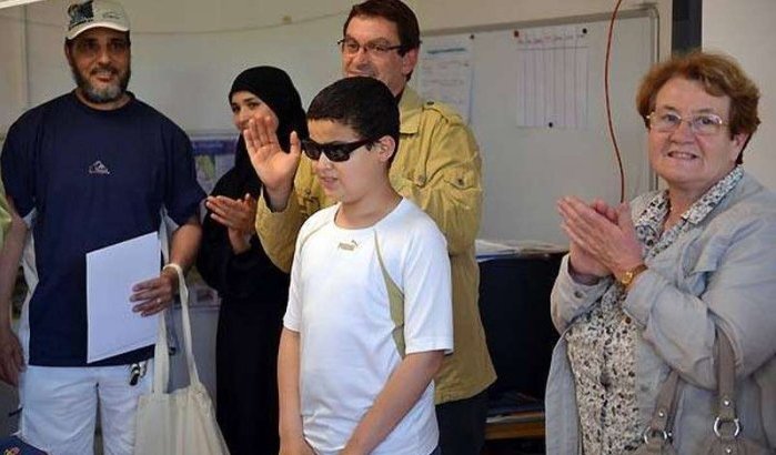 Blinde Marokkaan van 11 is beste leerling spelling in Frankrijk
