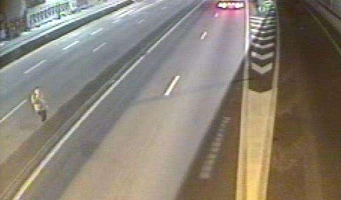 Nabil ging op een Franse snelweg liggen en werd doodgereden