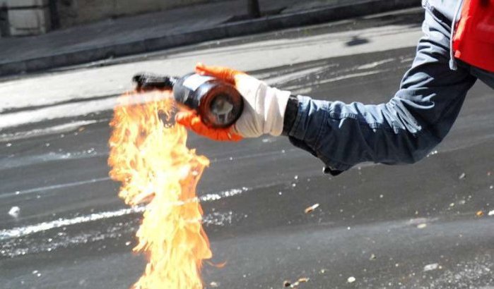 Marokkaanse politieman met molotovcocktail aangevallen