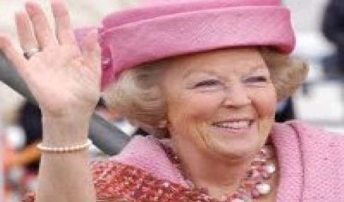 Larbi Salama, Nederlandse consul in Nador, wacht op toestemming Koningin Beatrix 