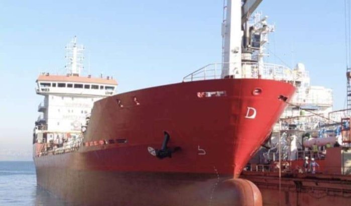 Marokko neemt grote olietanker in ontvangst