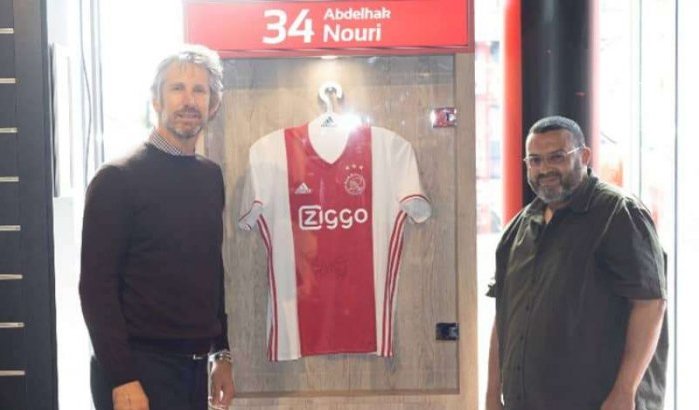Eerbetoon van Ajax aan Abdelhak Nouri