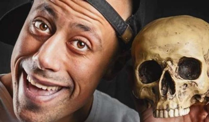 Mo El Khamssi presenteert 'Mocrofoon' op 2 april in Den Haag