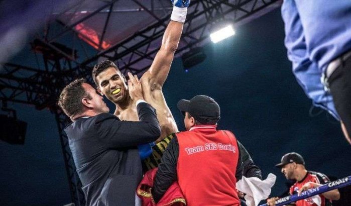 Mohammed Rabii slaat Guiseppe Lauri in derde ronde knockout (video)