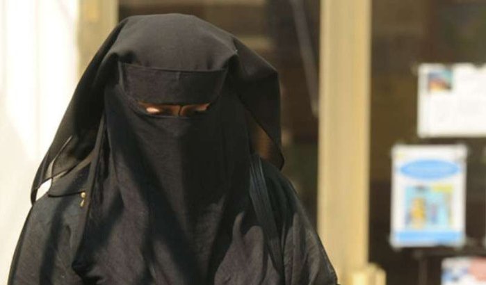 Jamila, op haar 16e uitgehuwelijkt (video)