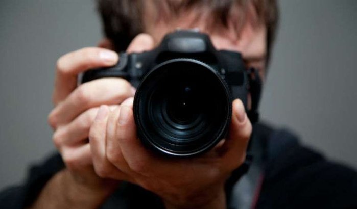Moslima in Den Haag eist 10.000 euro na schoolfoto tijdens Offerfeest