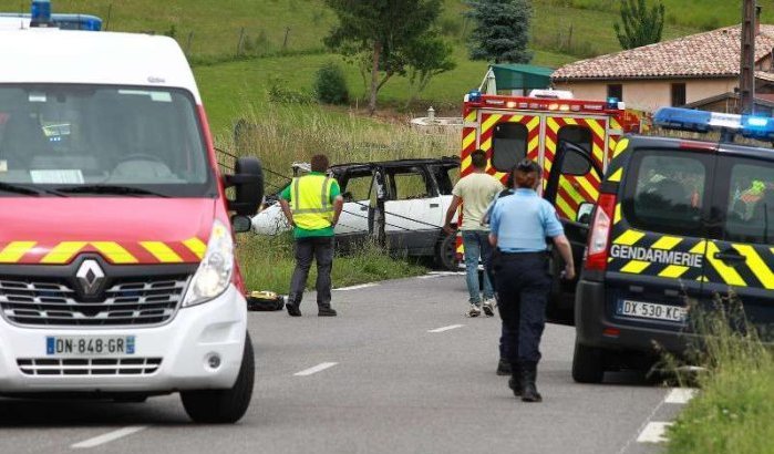 Marokkaanse arbeiders ontsnappen aan de dood na autobrand in Frankrijk