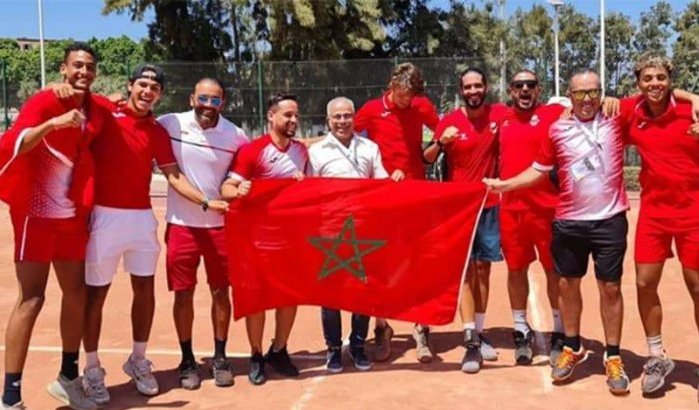 Marokkaans tennisteam verplettert concurrentie in Algiers