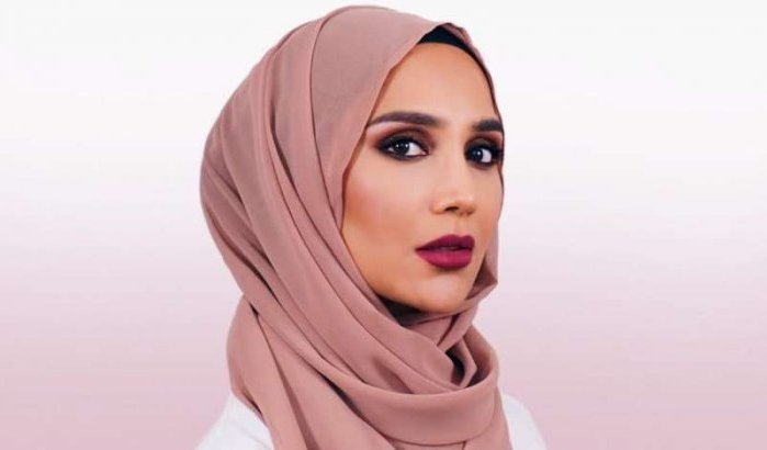 Amena Khan uit publiciteit L'Oréal na anti-Israël berichten