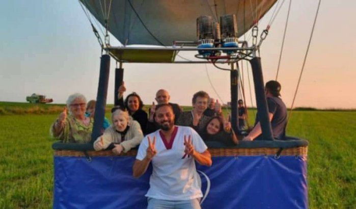 Youssef neemt senioren mee op ballonvaart in België