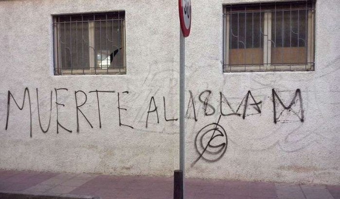 Drie minderjarige Marokkanen mishandeld in Spanje