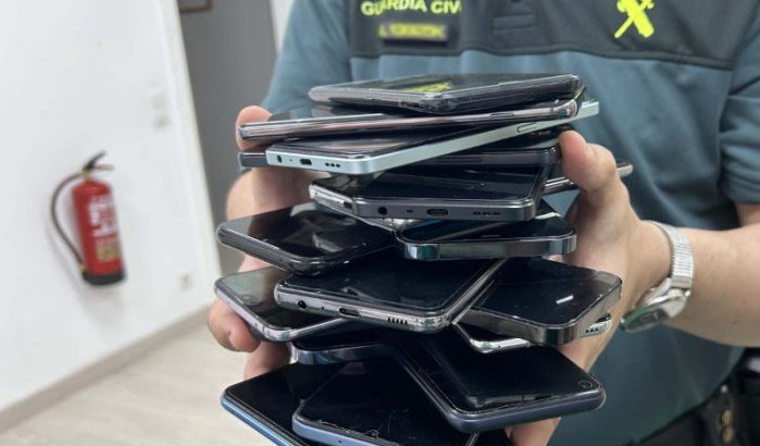 Gestolen telefoons uit Barcelona in Marokko verkocht