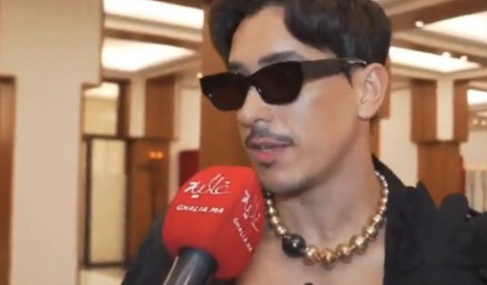 Schandaal in Marokko: Marokkaanse stylist gekleed als vrouw op festival