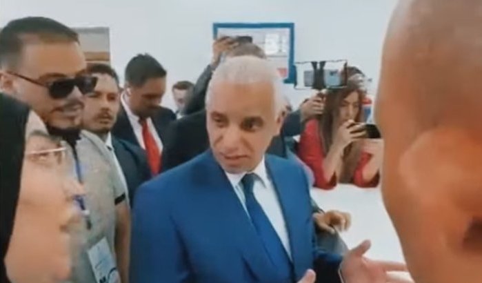 Minister Aït Taleb schokt tijdens bezoek aan ziekenhuis Driouch (video)
